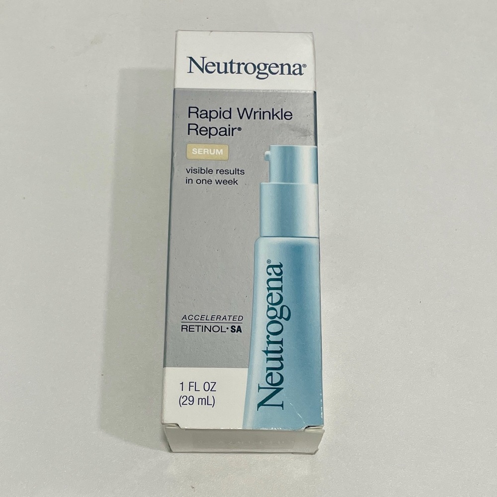 Neutrogena Rapid Wrinkle Repair Serum - Light Blue